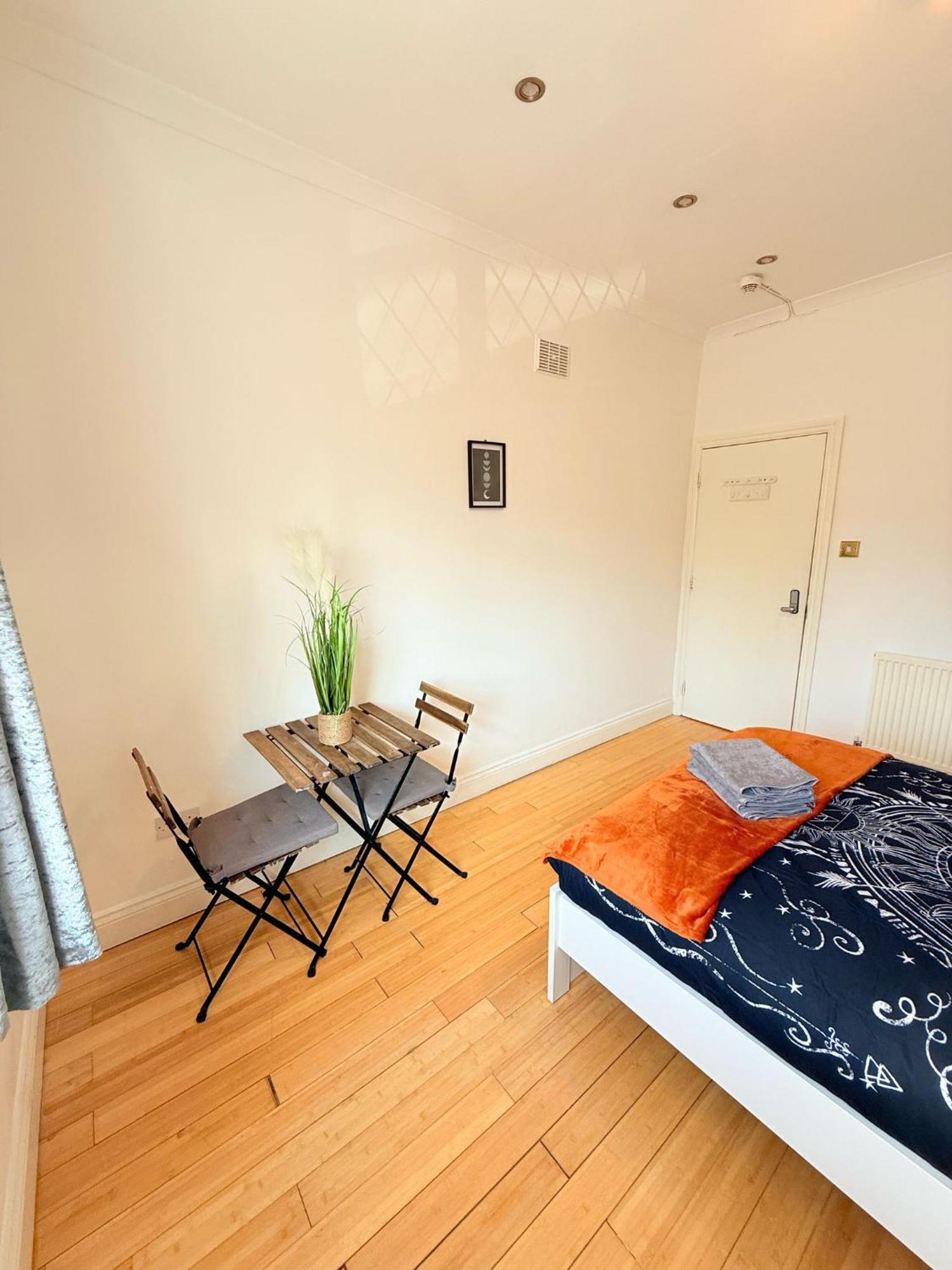 Wembley Rooms London Bagian luar foto