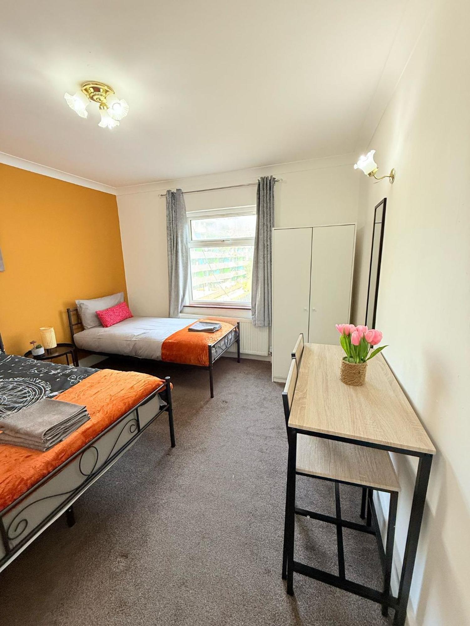 Wembley Rooms London Bagian luar foto