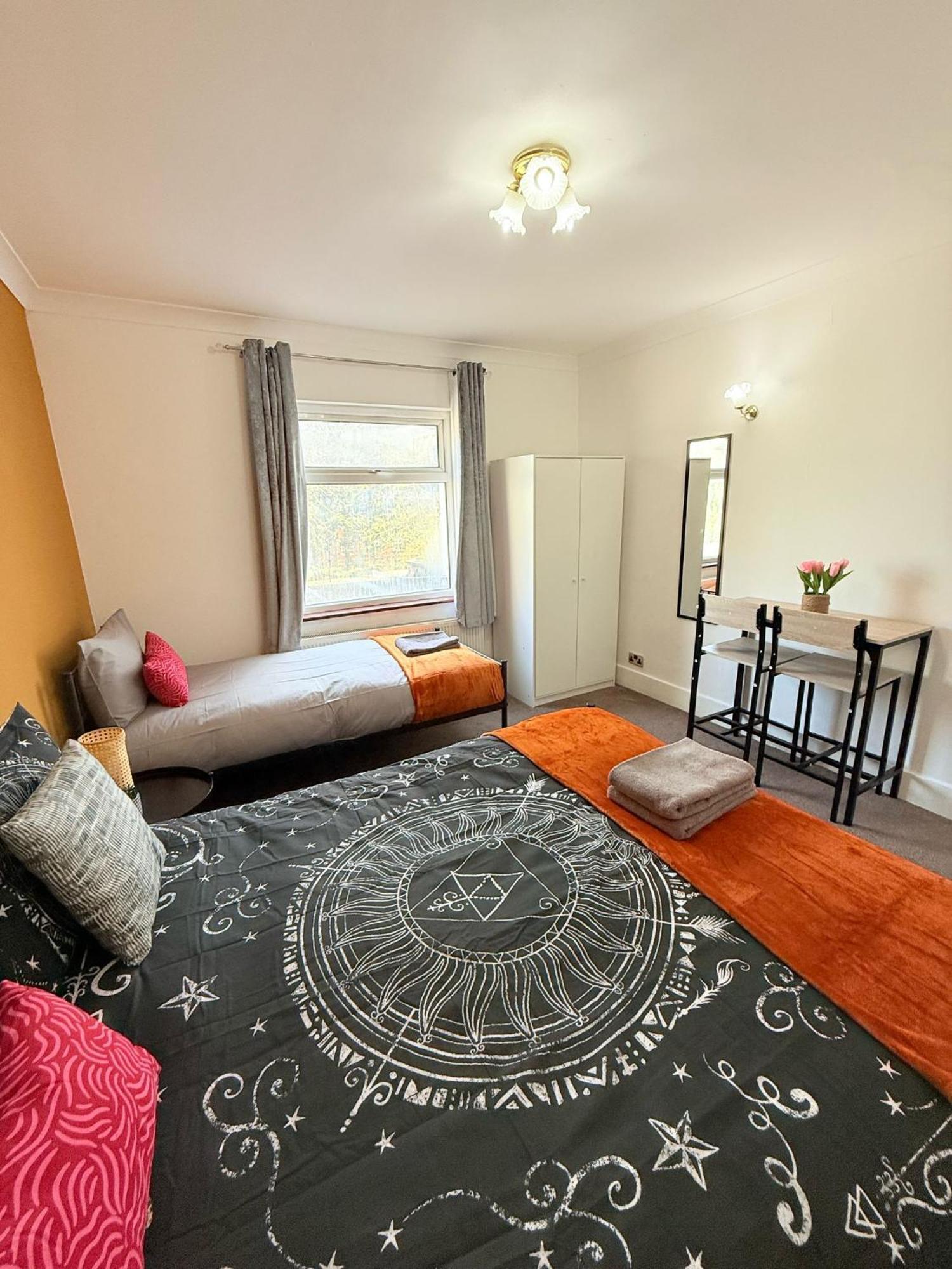 Wembley Rooms London Bagian luar foto