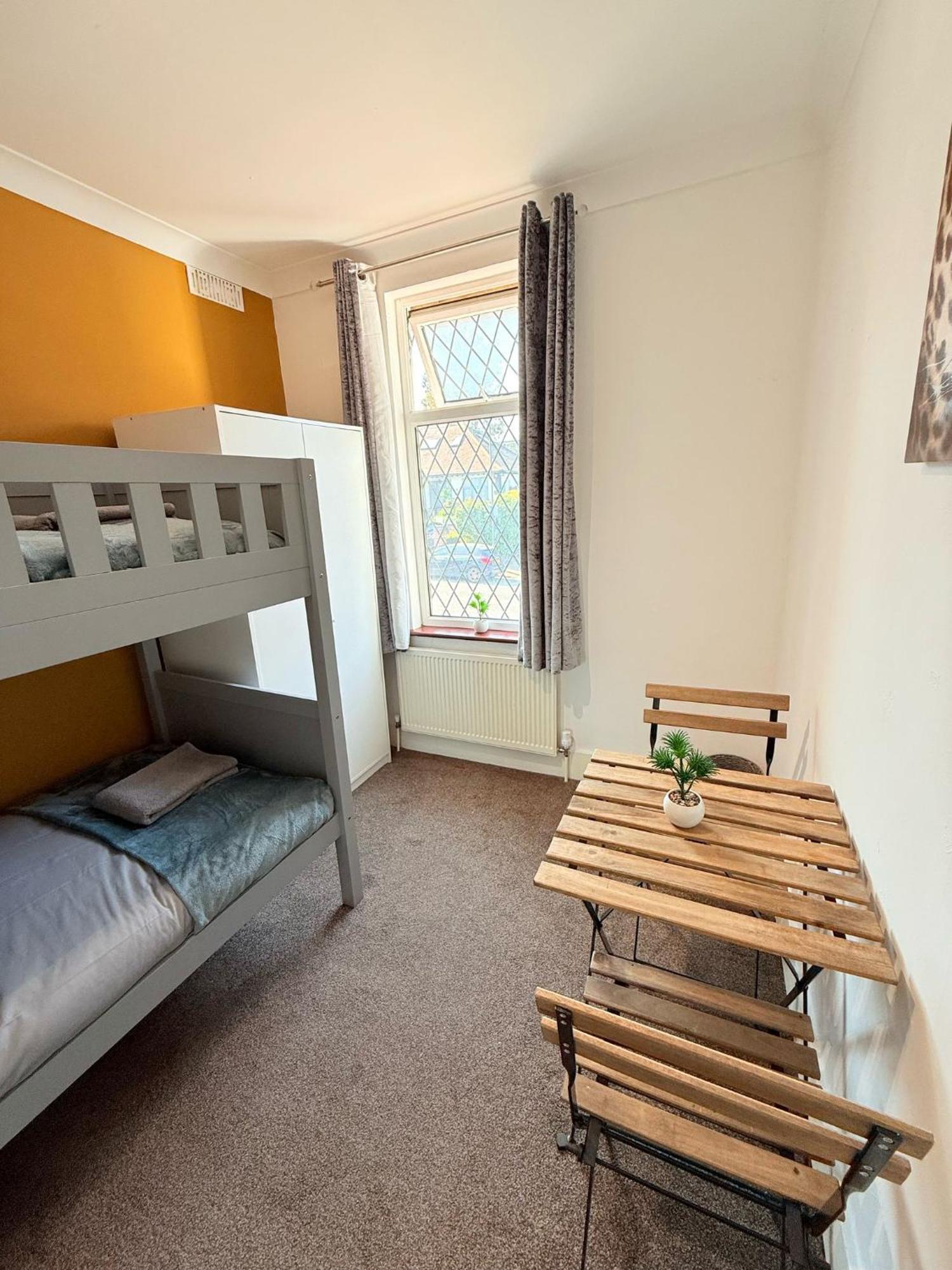 Wembley Rooms London Bagian luar foto