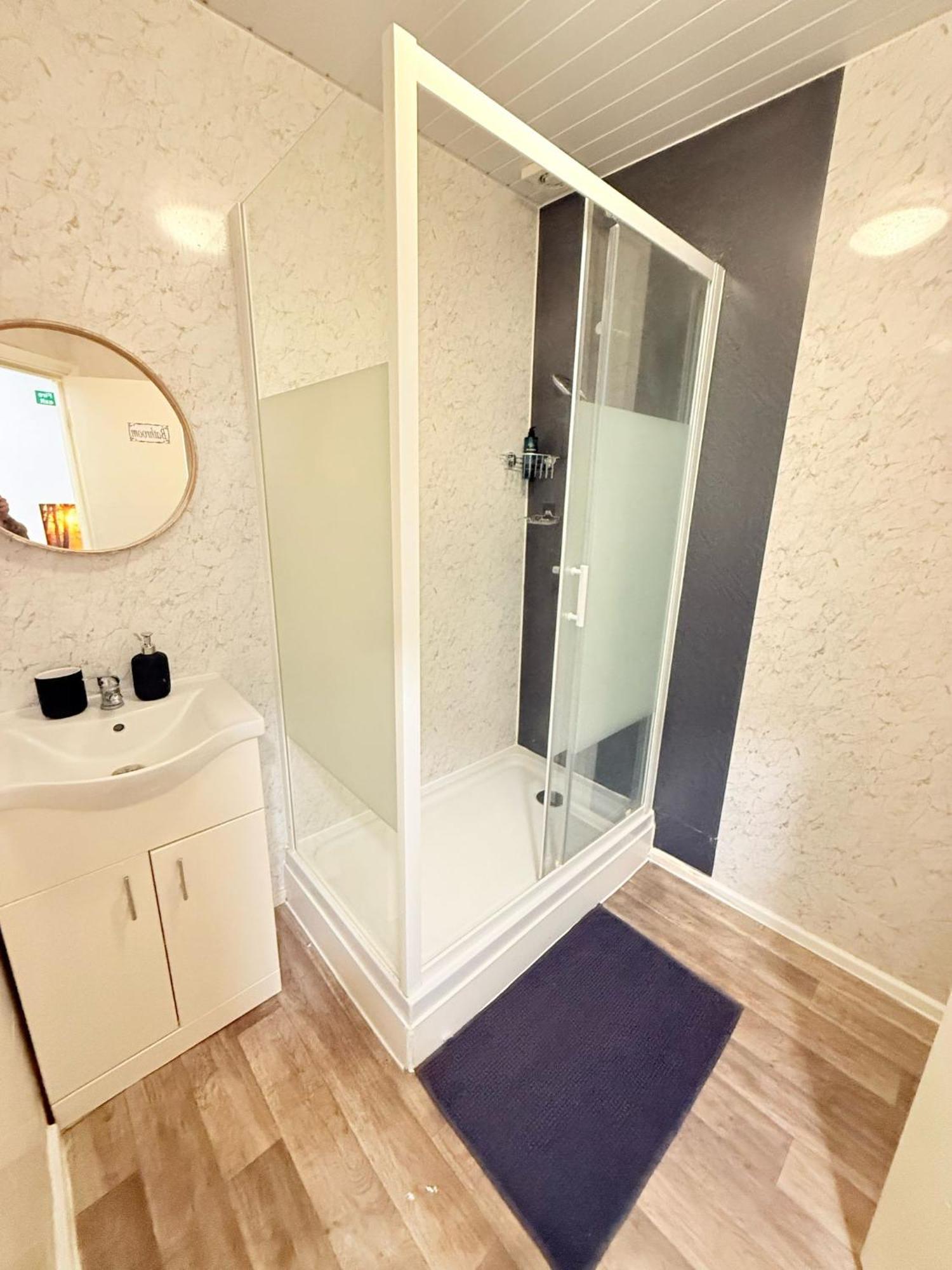 Wembley Rooms London Bagian luar foto