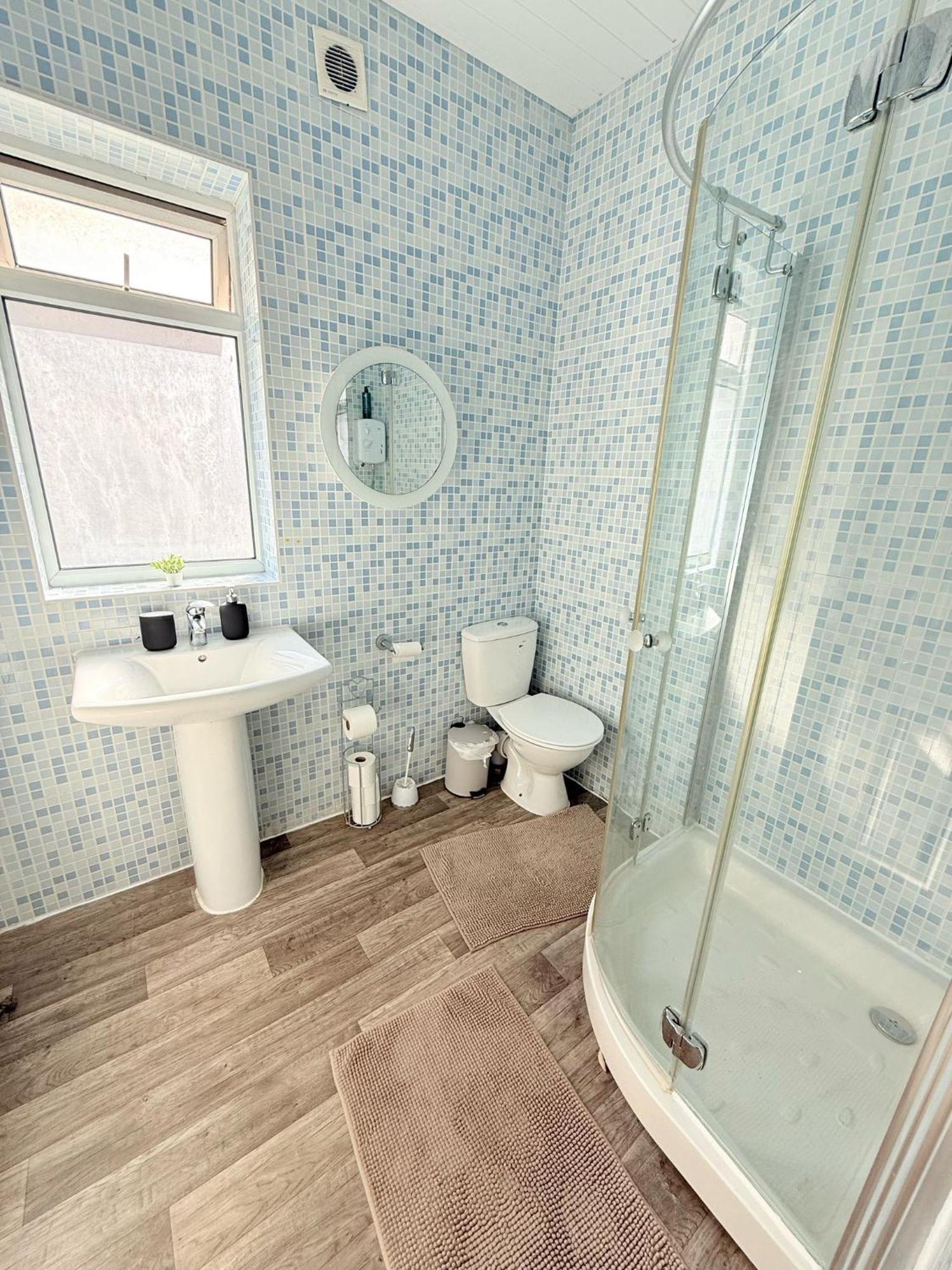 Wembley Rooms London Bagian luar foto