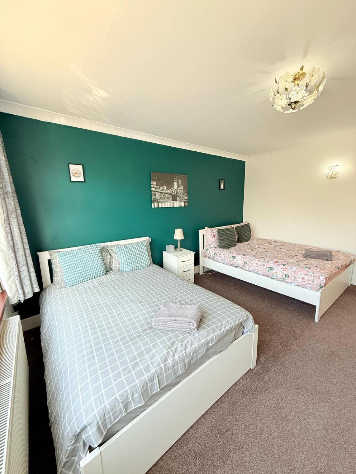 Wembley Rooms London Bagian luar foto