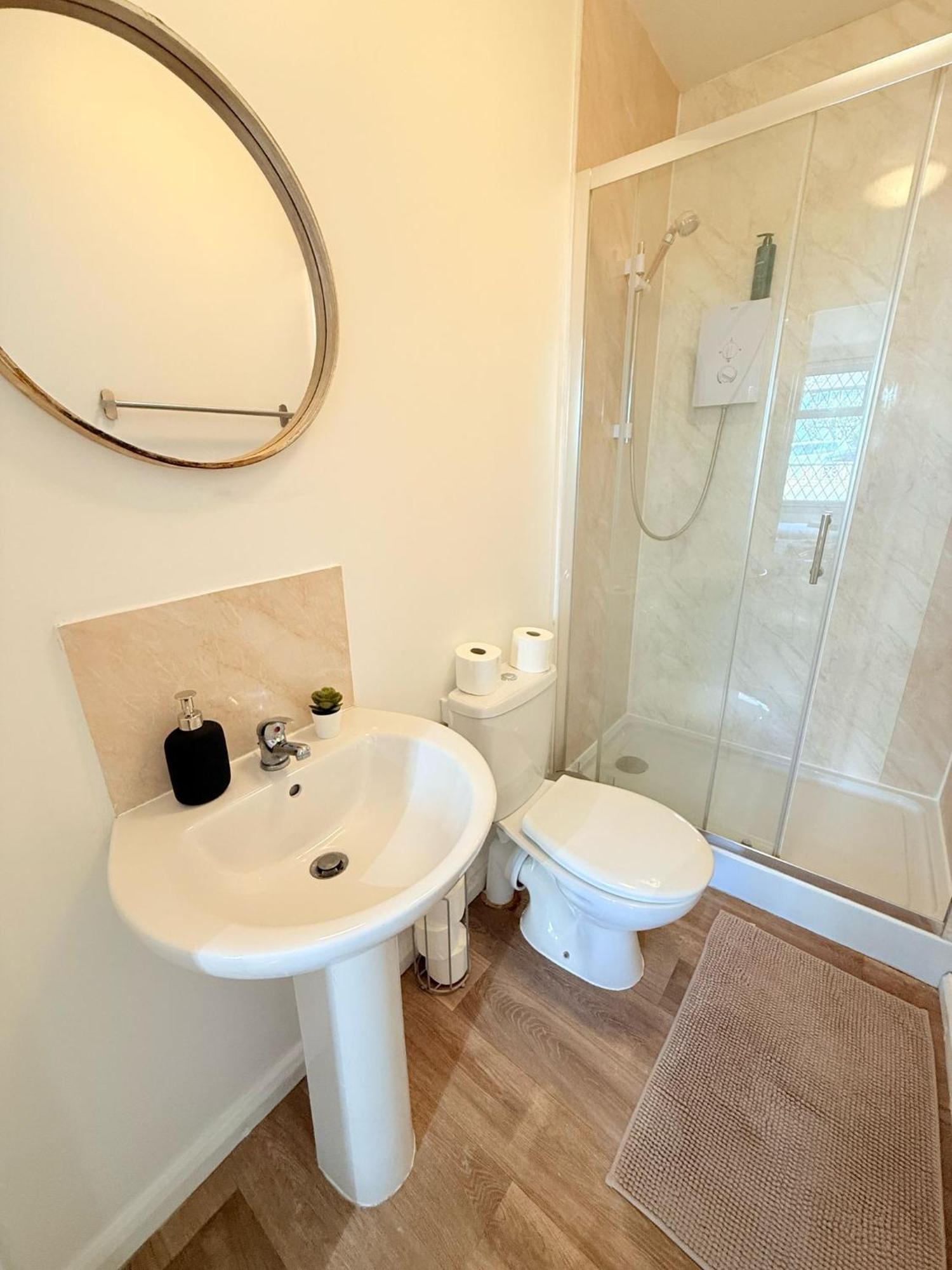 Wembley Rooms London Bagian luar foto