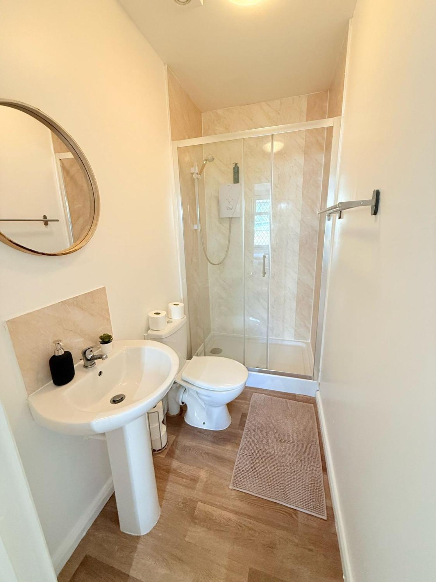 Wembley Rooms London Bagian luar foto