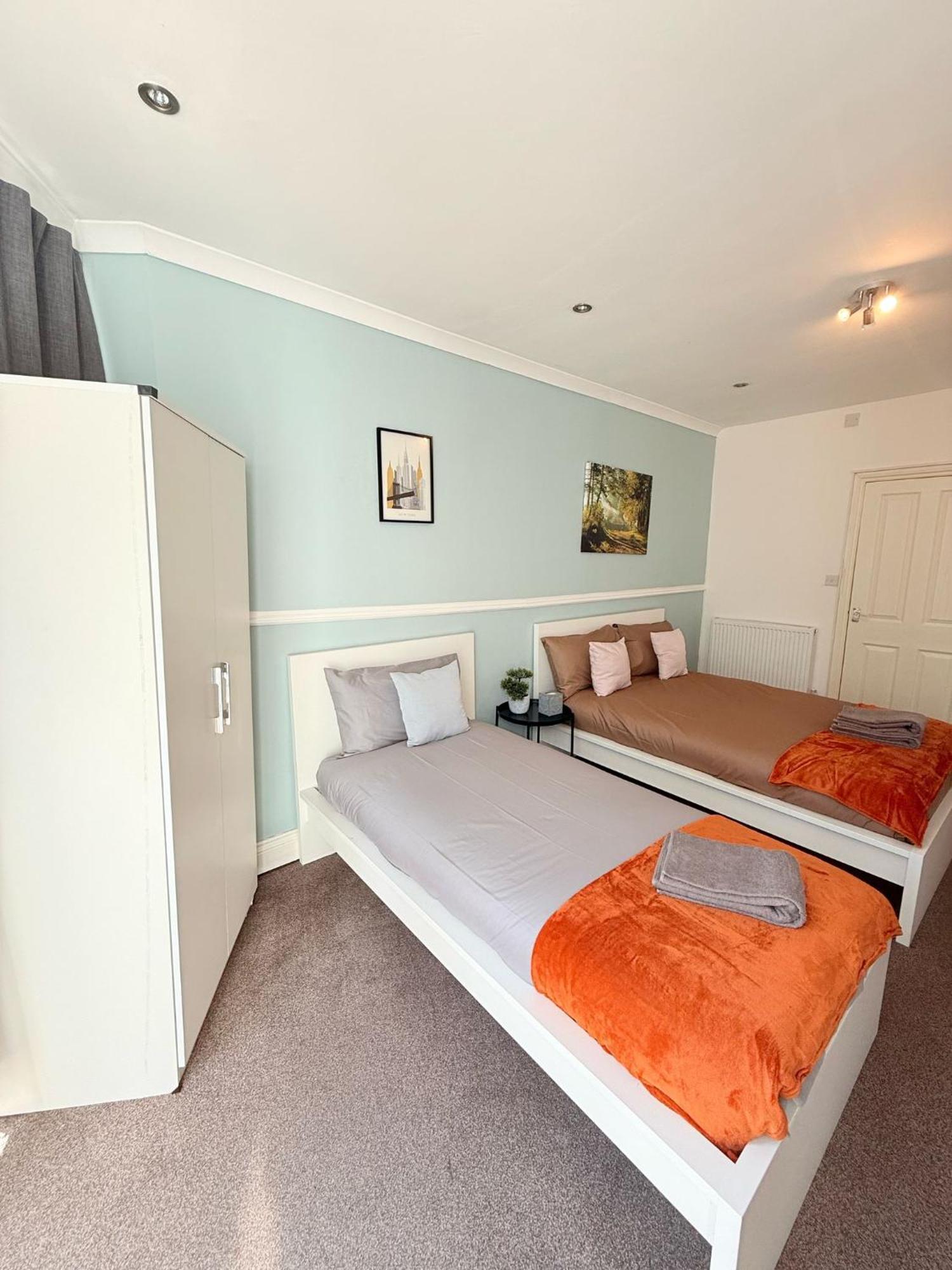 Wembley Rooms London Bagian luar foto