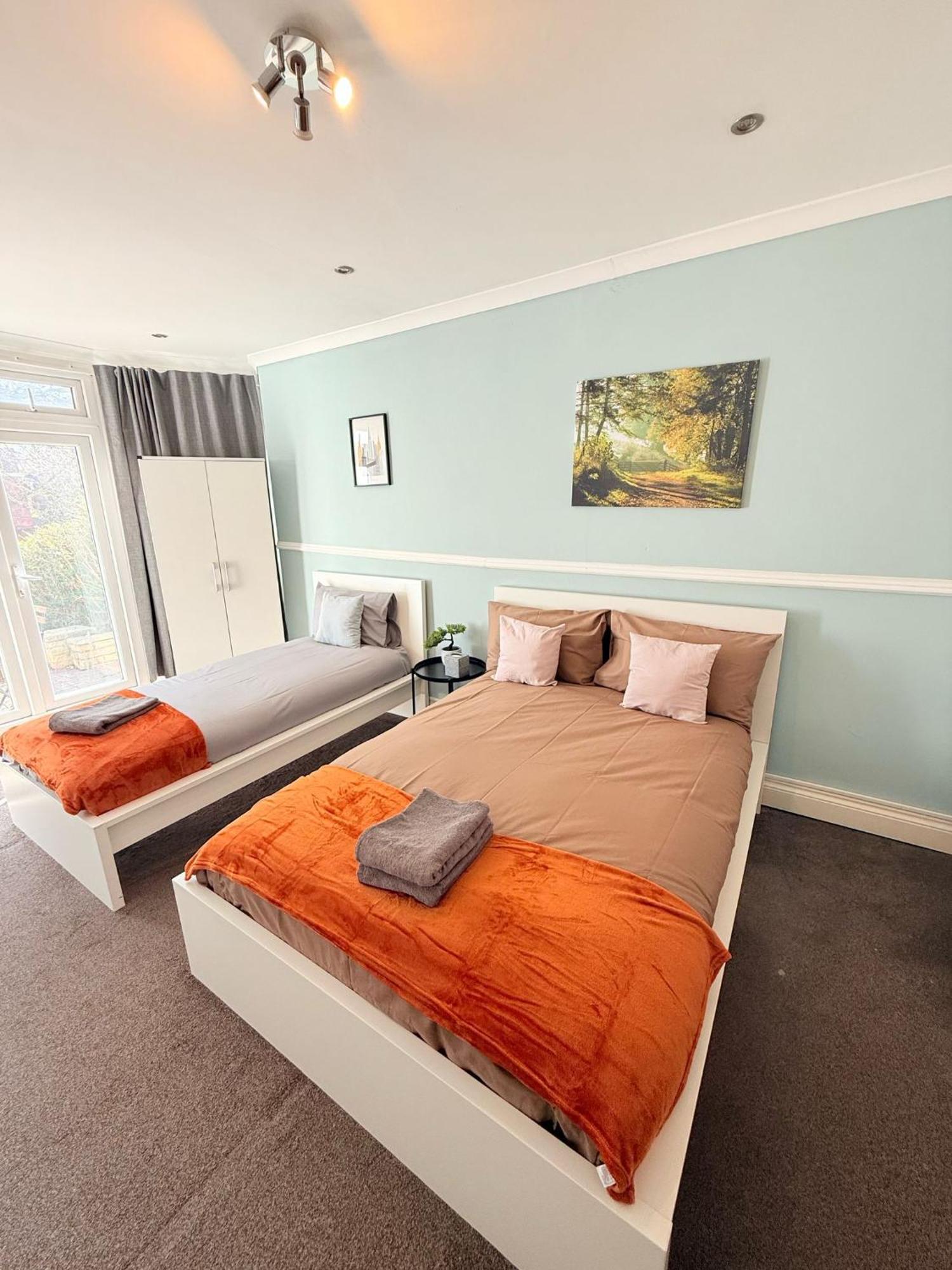 Wembley Rooms London Bagian luar foto