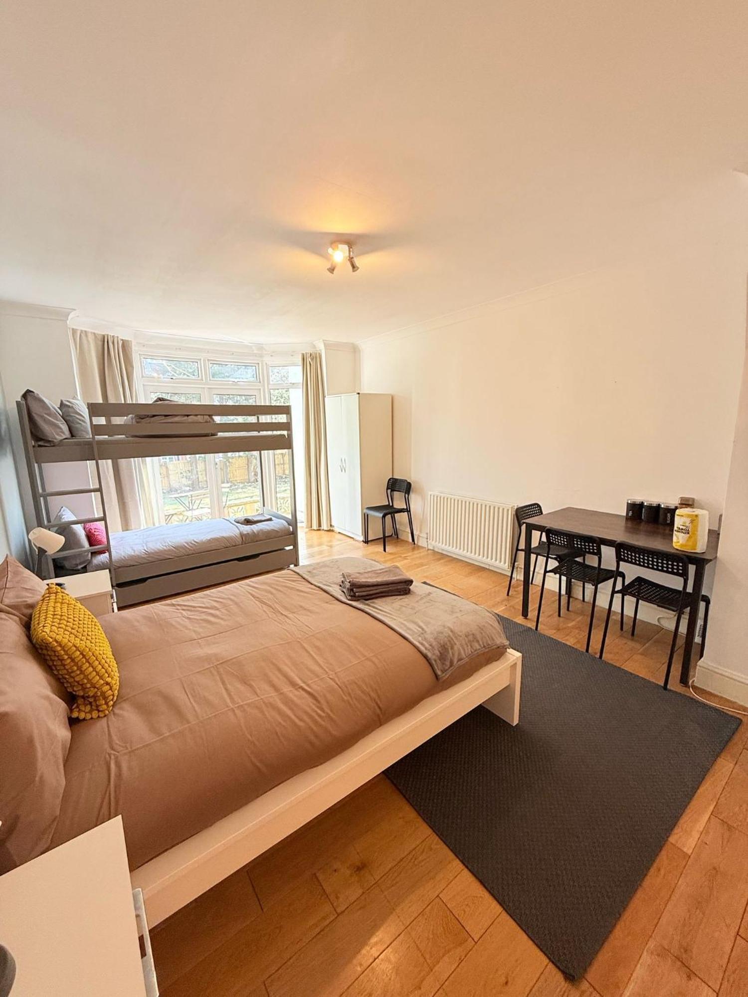 Wembley Rooms London Bagian luar foto
